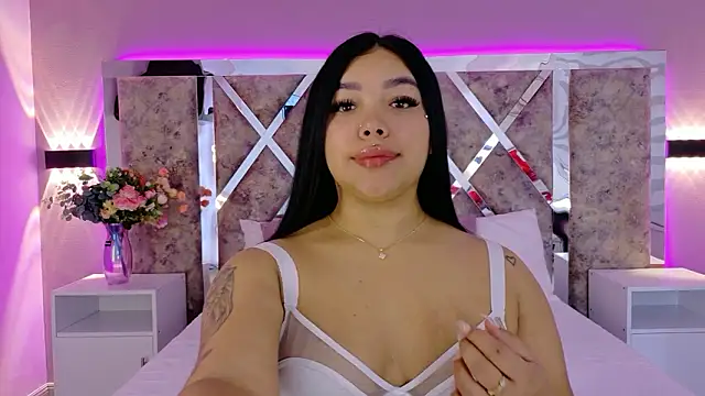 MarianaGarciaa   online show from 03/03/26, 04:14