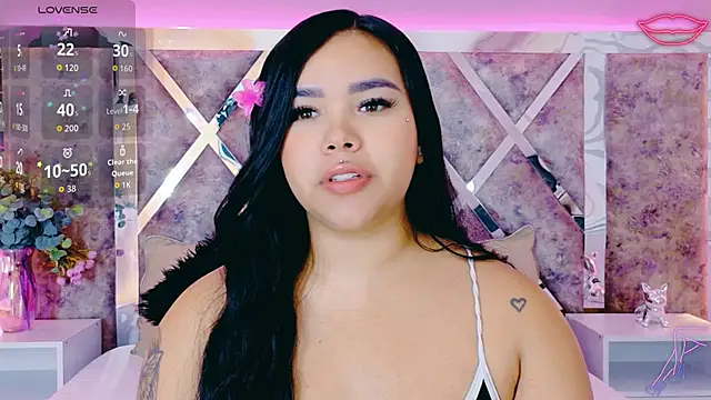 MarianaGarciaa   online show from 10/16/25, 07:44
