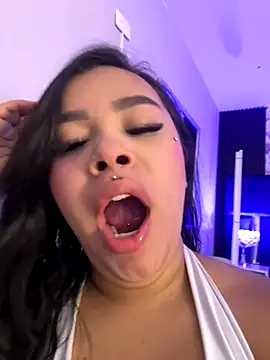 MarianaGarciaa   online show from 10/02/25, 07:06