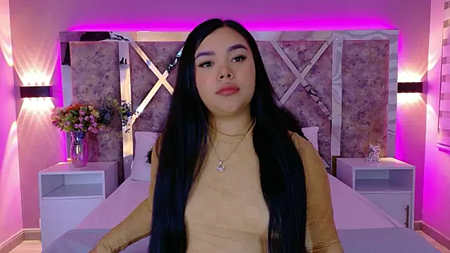 MarianaGarciaa   online show from 09/17/25, 07:38