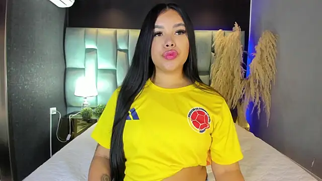 Snapshot of MarianaGarciaa__ chatting on 06/16/26, 07:58 MarianaGarciaa online show from 06/16/26, 07:58