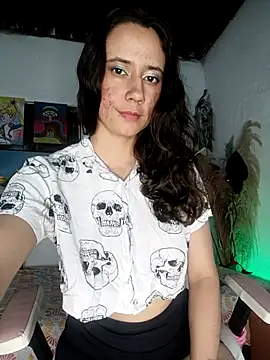 lovely kitt online show from 03/22/26, 10:00