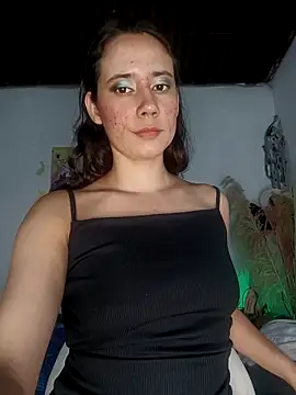 lovely kitt online show from 04/19/26, 12:44