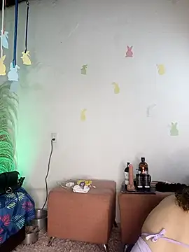 lovely kitt online show from 04/04/26, 12:39