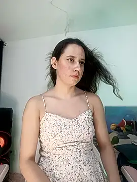 Snapshot of lovely_kitt chatting on 01/09/26, 12:50 lovely kitt online show from 01/09/26, 12:50