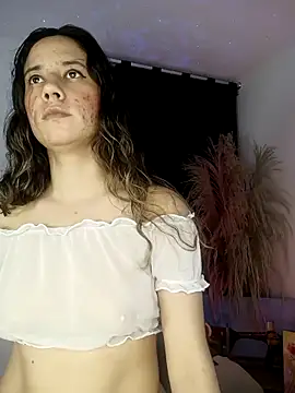 lovely kitt online show from 10/07/25, 12:11