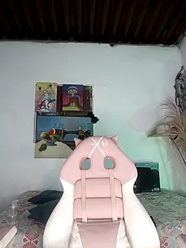 lovely kitt online show from 03/19/26, 02:44