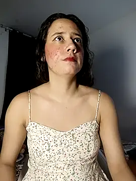 lovely kitt online show from 10/19/25, 01:41