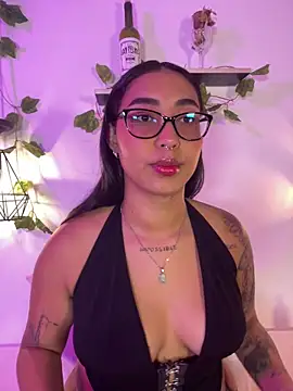 melanieecox online show from 05/28/26, 12:07
