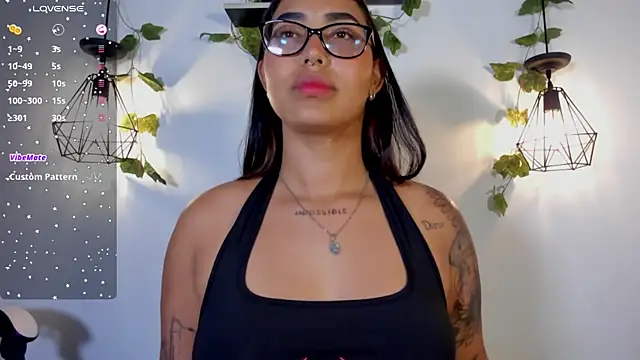 melanieecox online show from 05/22/26, 12:41