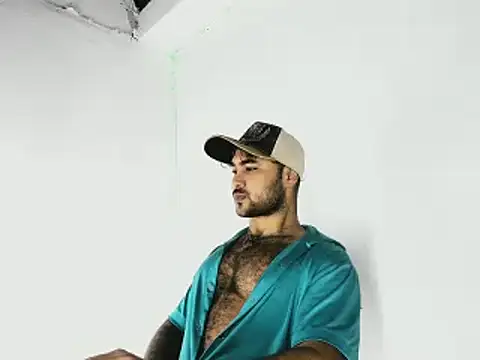 Sebas-hott online show from 10/08/25, 01:51