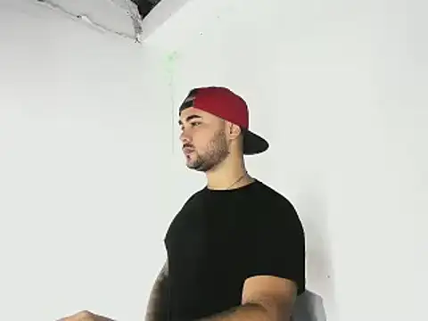 Sebas-hott online show from 10/14/25, 11:04