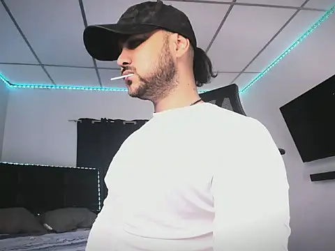 Sebas-hott online show from 02/27/26, 09:58