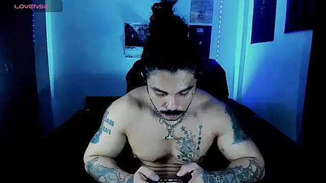 Van Velckan online show from 12/14/25, 01:23