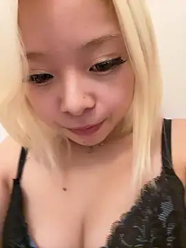 Rei1216xo online show from 04/07/26, 08:27