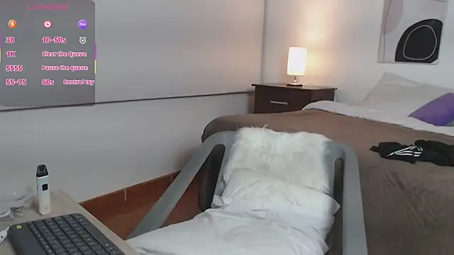 Lucy joi online show from 03/11/25, 03:04