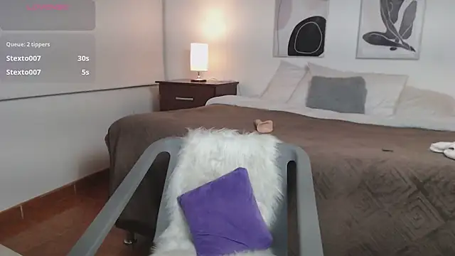 Lucy joi online show from 03/10/25, 02:17