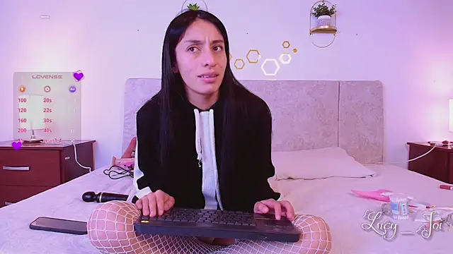 Snapshot of Lucy_joi chatting on 01/11/26, 03:13 Lucy joi online show from 01/11/26, 03:13