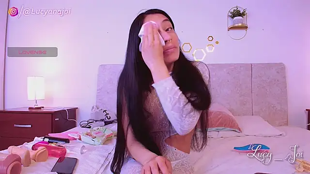 Snapshot of Lucy_joi chatting on 01/12/26, 02:18 Lucy joi online show from 01/12/26, 02:18