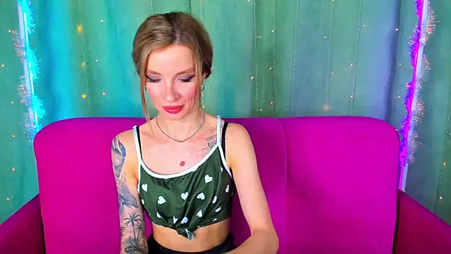 AlinaLovelyX online show from 01/19/26, 01:42