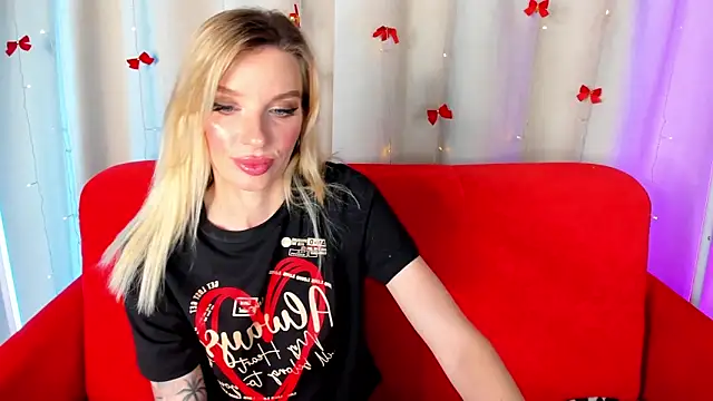 AlinaLovelyX online show from 06/22/26, 01:11