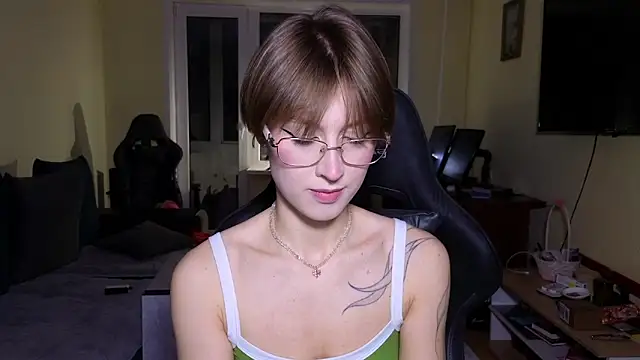 MalvinaBlum online show from 02/23/26, 12:17