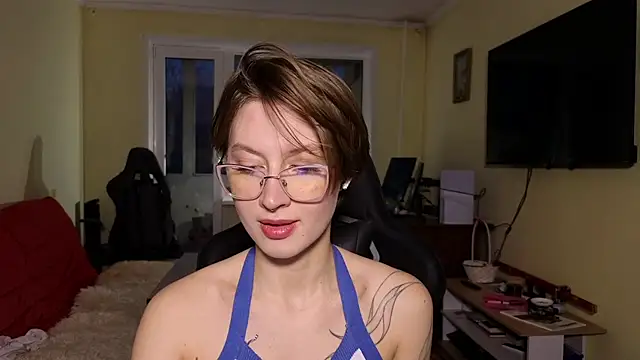 MalvinaBlum online show from 12/05/25, 02:00