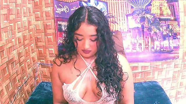 Snapshot of IndianAngel4u chatting on 05/08/26, 03:27 IndianAngel4u online show from 05/08/26, 03:27