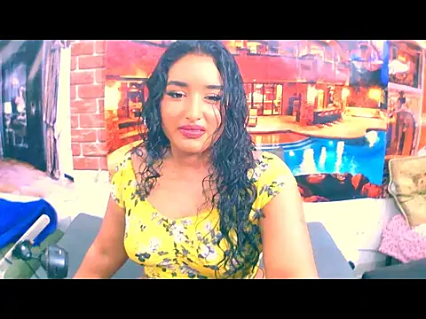 Snapshot of IndianAngel4u chatting on 11/01/25, 05:25 IndianAngel4u online show from 11/01/25, 05:25