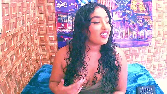 Snapshot of IndianAngel4u chatting on 03/05/26, 05:15 IndianAngel4u online show from 03/05/26, 05:15