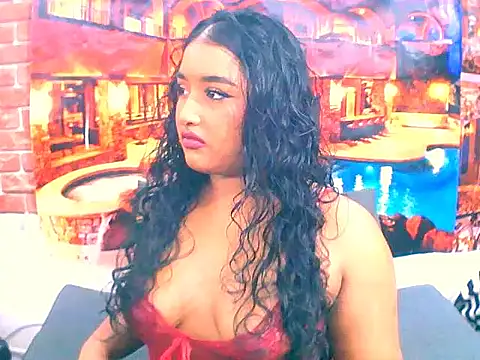 Snapshot of IndianAngel4u chatting on 11/10/25, 05:12 IndianAngel4u online show from 11/10/25, 05:12