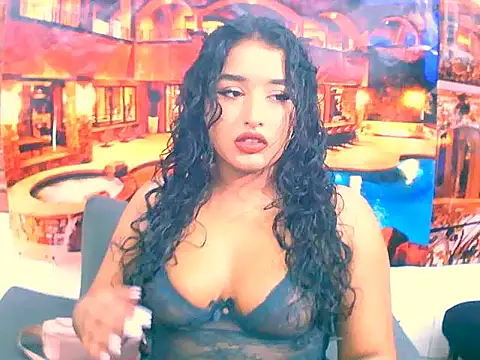 Snapshot of IndianAngel4u chatting on 12/02/25, 05:20 IndianAngel4u online show from 12/02/25, 05:20