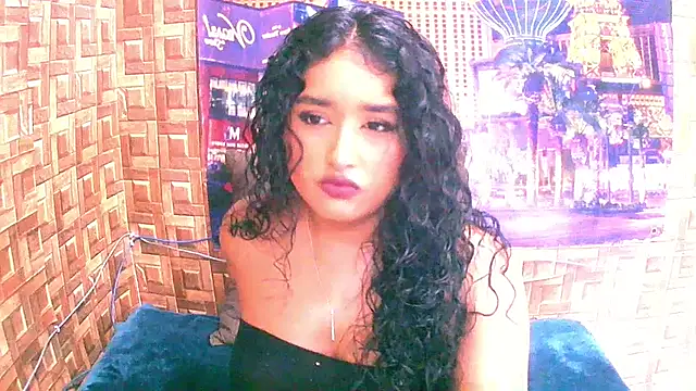 Snapshot of IndianAngel4u chatting on 05/04/26, 03:48 IndianAngel4u online show from 05/04/26, 03:48