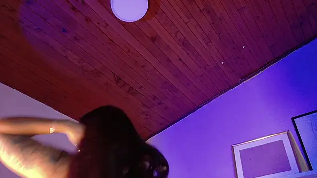 alaia-rogers online show from 11/27/25, 11:32