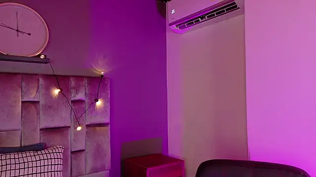 alaia-rogers online show from 10/30/25, 11:41