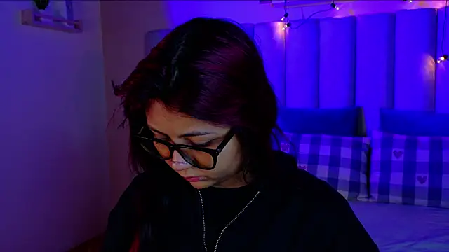 alaia-rogers online show from 10/22/25, 11:42