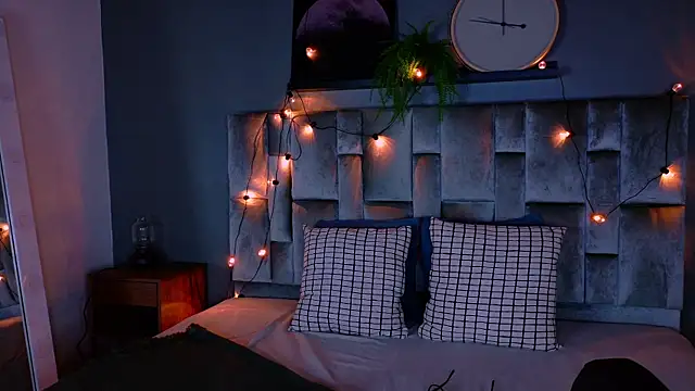 alaia-rogers online show from 10/25/25, 11:42