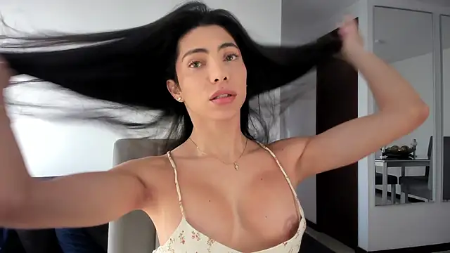 angelturned001 online show from 12/04/25, 04:06