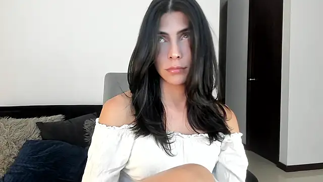 angelturned001 online show from 03/07/25, 11:49