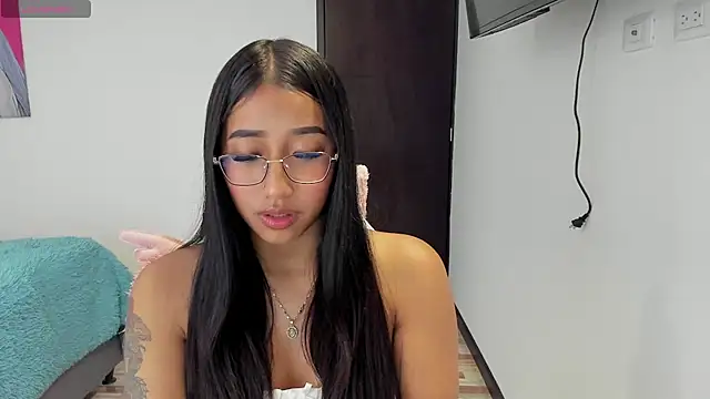 Snapshot of isa_bellaa0 chatting on 03/02/25, 12:31 isa bellaa0 online show from 03/02/25, 12:31