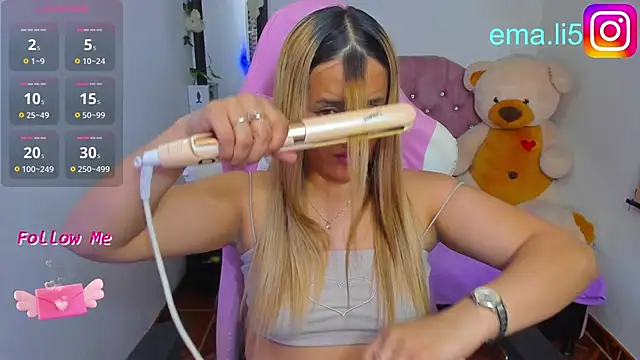 Snapshot of ema_tayy chatting on 06/18/26, 10:26 ema tayy online show from 06/18/26, 10:26