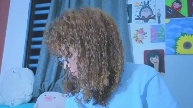 Snapshot of Ada_gales_ chatting on 07/13/26, 03:50 Ada gales online show from 07/13/26, 03:50