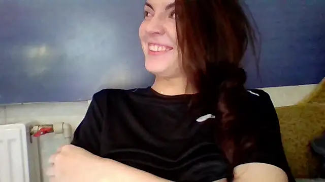 Snapshot of AliceTailor chatting on 05/10/26, 10:30 AliceTailor online show from 05/10/26, 10:30