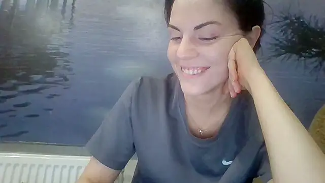 AliceTailor online show from 10/29/25, 10:42