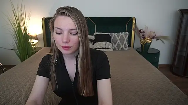 IceDanielles online show from 06/05/26, 06:52