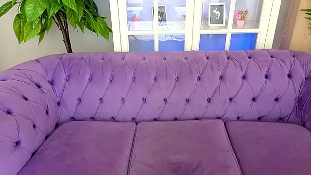 IceDanielles online show from 05/04/26, 12:41