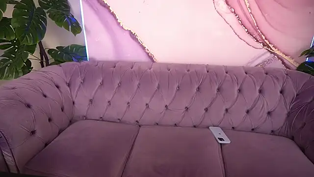 Snapshot of IceDanielles chatting on 07/16/26, 05:37 IceDanielles online show from 07/16/26, 05:37