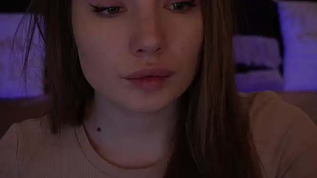 IceDanielles online show from 11/28/25, 01:33