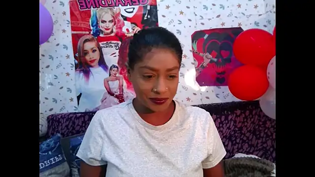 Snapshot of Harl3ysugar4u chatting on 02/16/26, 05:28 Harl3ysugar4u online show from 02/16/26, 05:28