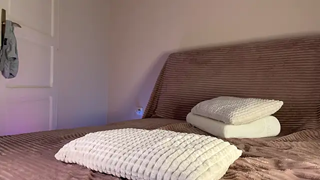 itsmaxxbaby  online show from 03/22/26, 04:27